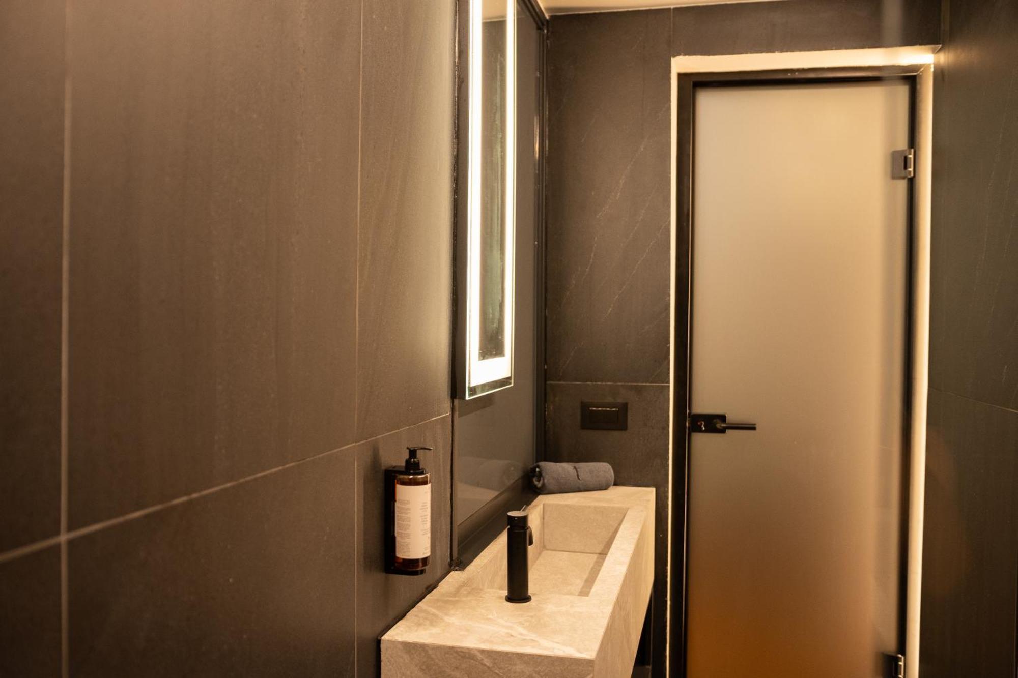סלוניקי Taskou Luxury Suites מראה חיצוני תמונה